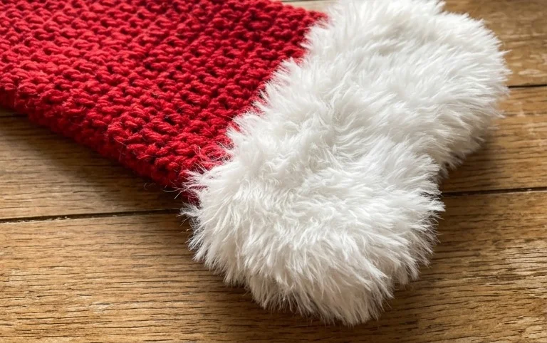 How to Crochet a Dog Bone Stocking- Free Pattern - A Crafty Concept